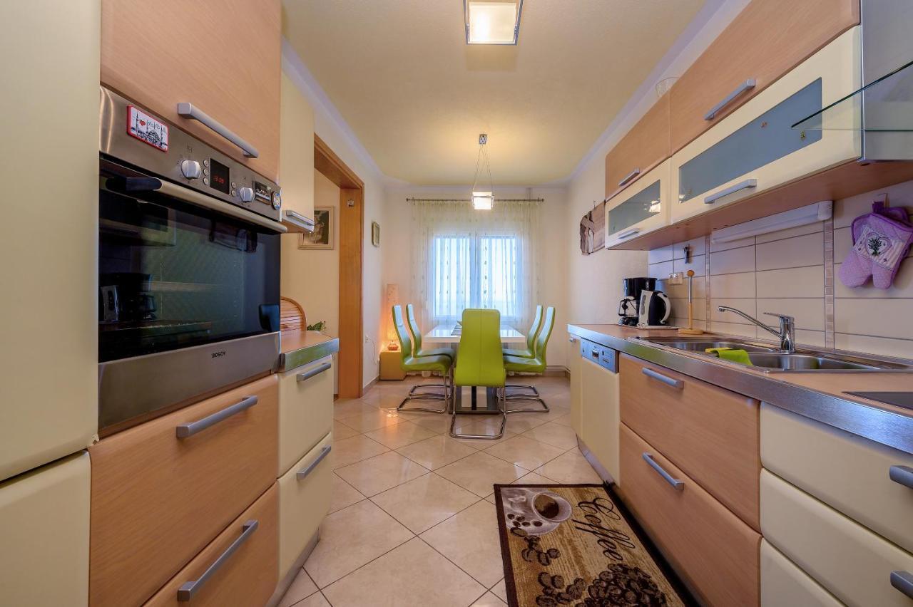 Juric Apartment