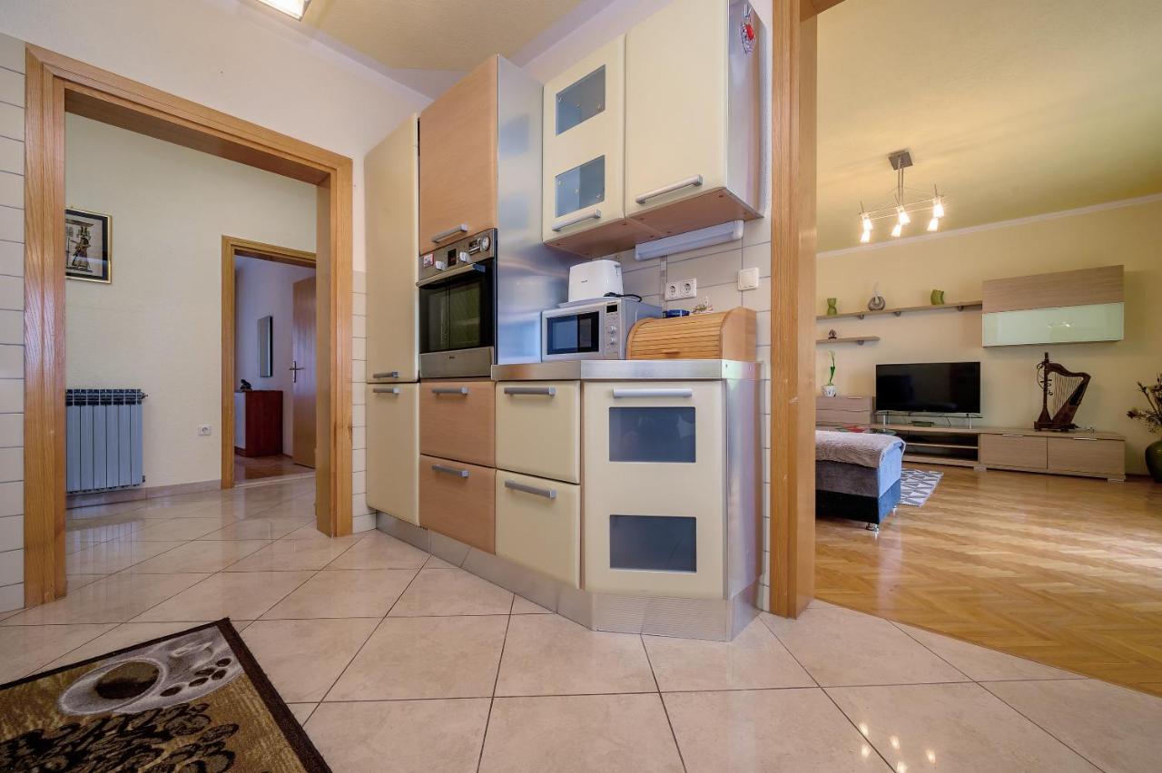 Juric Apartment Podstrana