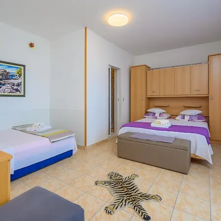Apartments Juric Podstrana Exterior photo