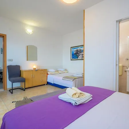 Apartments Juric Podstrana Exterior photo