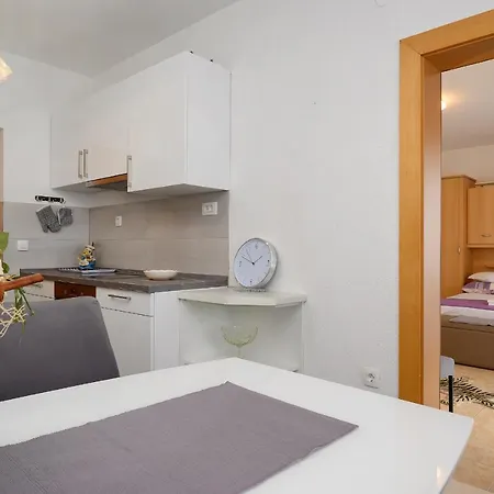 Apartments Juric Podstrana Exterior photo